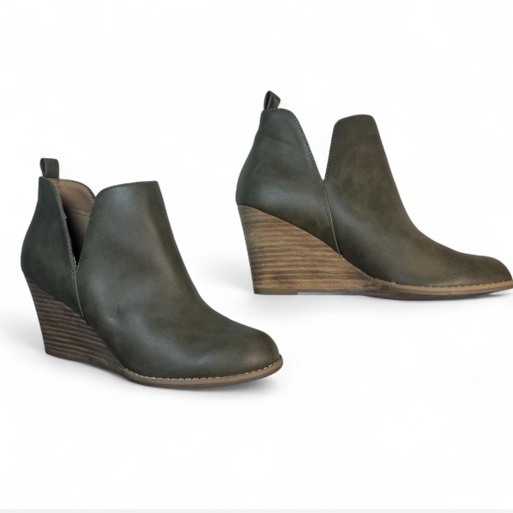 Report Green/Brown Wedge Booties